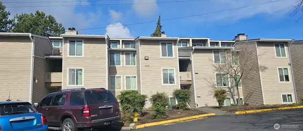 19855 NE 25th Ave #311,  Shoreline,  WA 98155