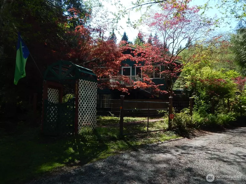 559 Summerland RD, Bellingham, WA 98229