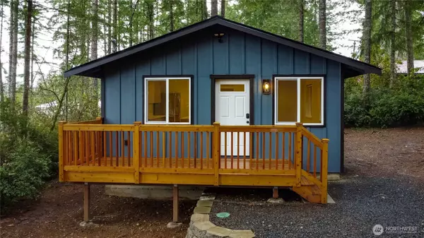 50 NE Cedar LN, Tahuya, WA 98588