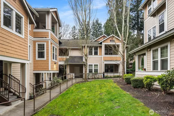 8535 Avondale RD NE #A303, Redmond, WA 98052