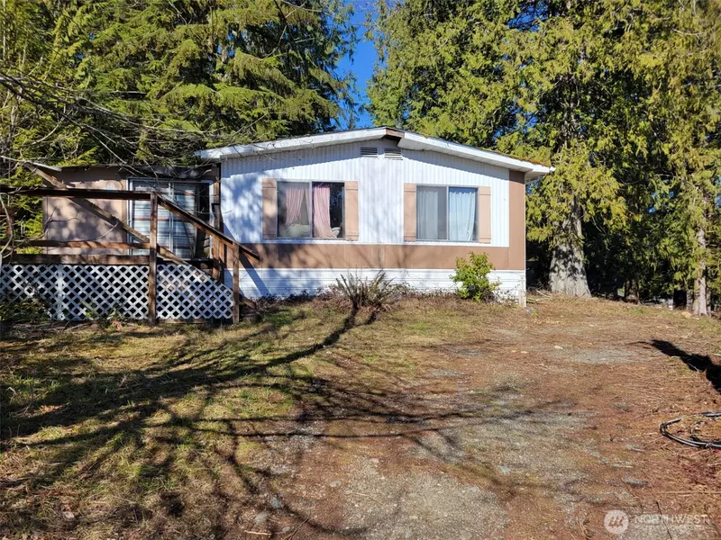 61 Birch CT, Brinnon, WA 98320