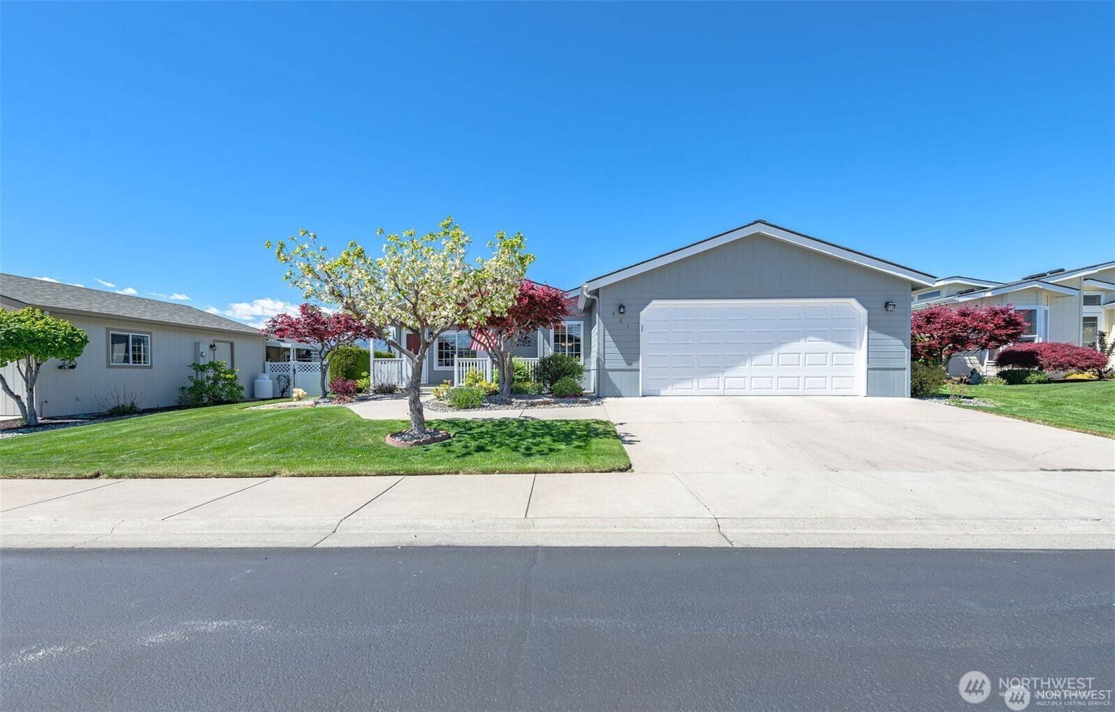 561 Canyon Dr #53, East Wenatchee, WA 98802