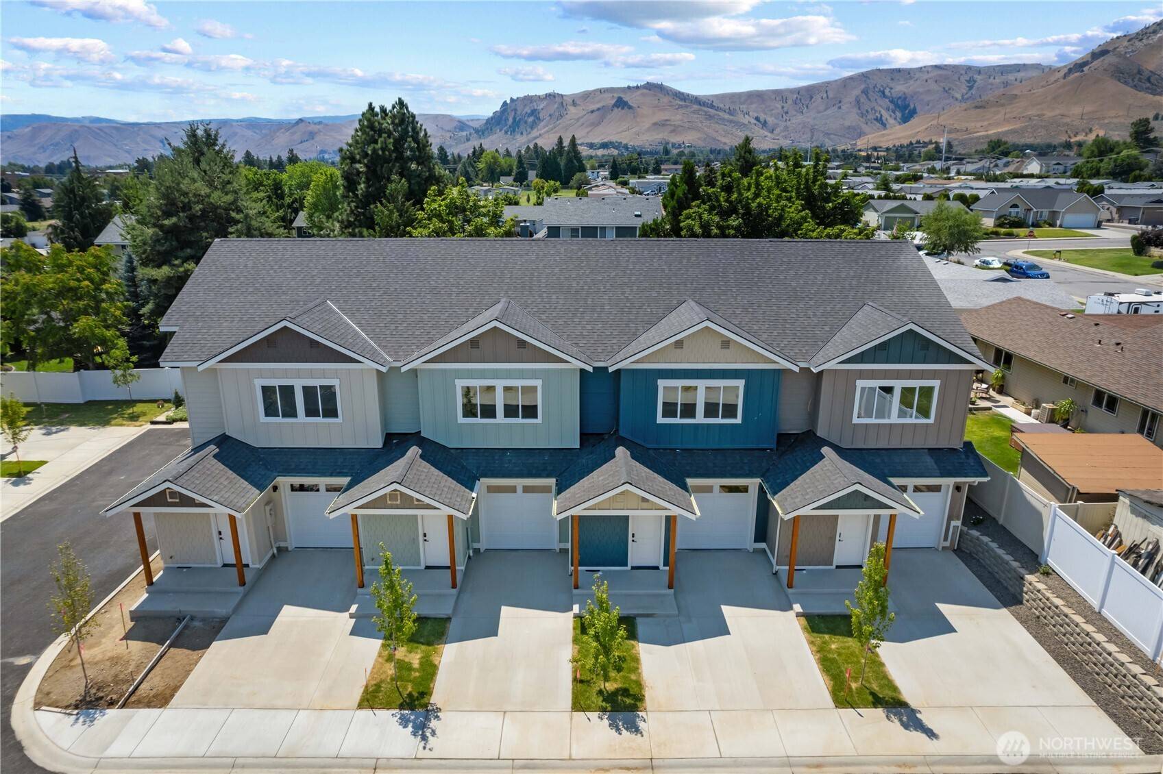 1030 Finch LN #E4, Wenatchee, WA 98801