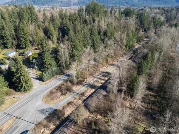 Deming, WA 98244,5070 Deming RD