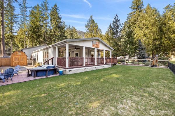 115 Mary Lane, Packwood, WA 98361
