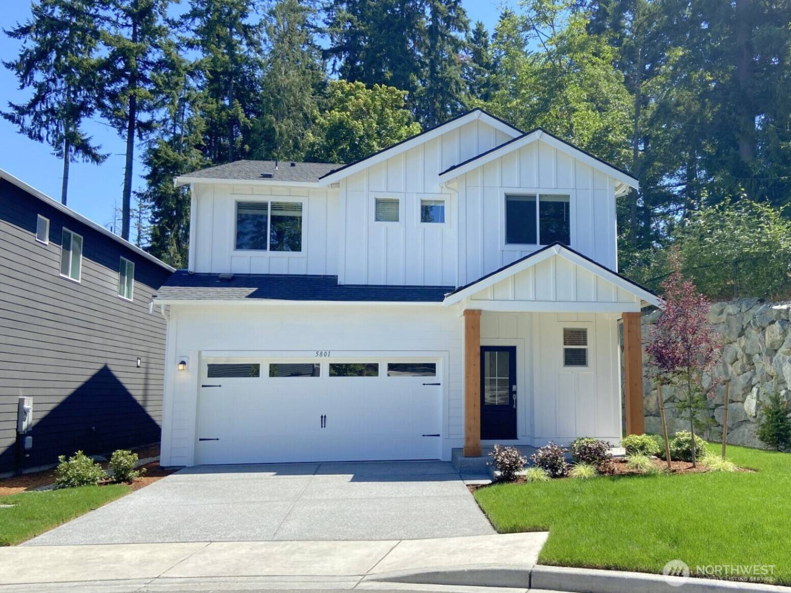 5801 136th ST SW, Edmonds, WA 98026