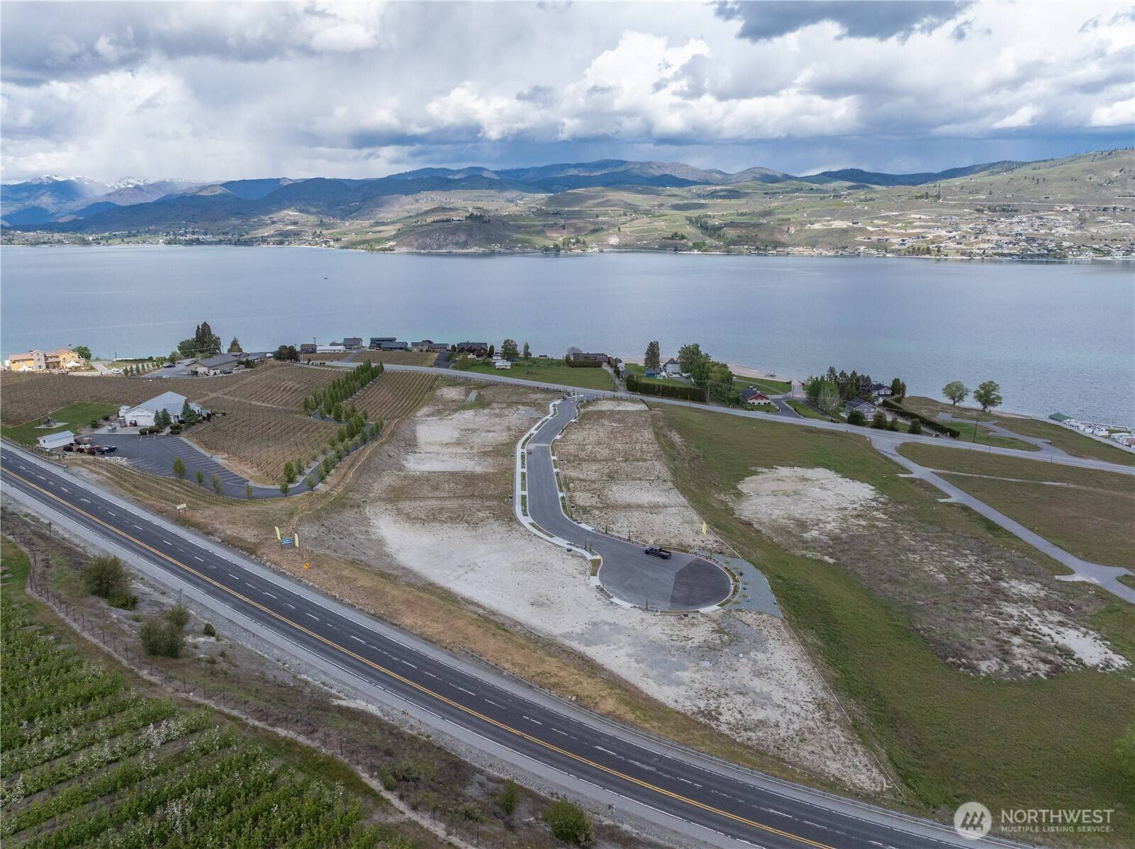 Chelan, WA 98816,55 Loretta LN