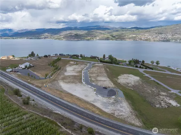 Chelan, WA 98816,55 Loretta LN