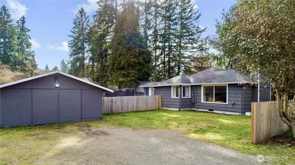 2641 Erlands Point RD NW, Bremerton, WA 98312