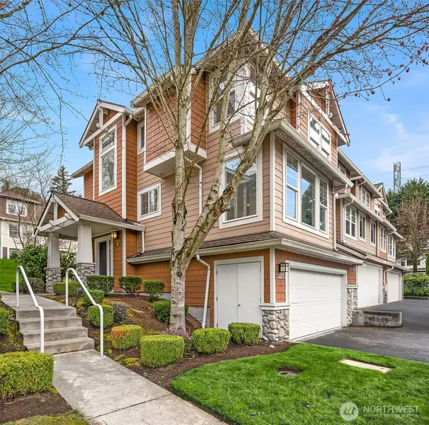 12226 NE 24th ST #112, Bellevue, WA 98005