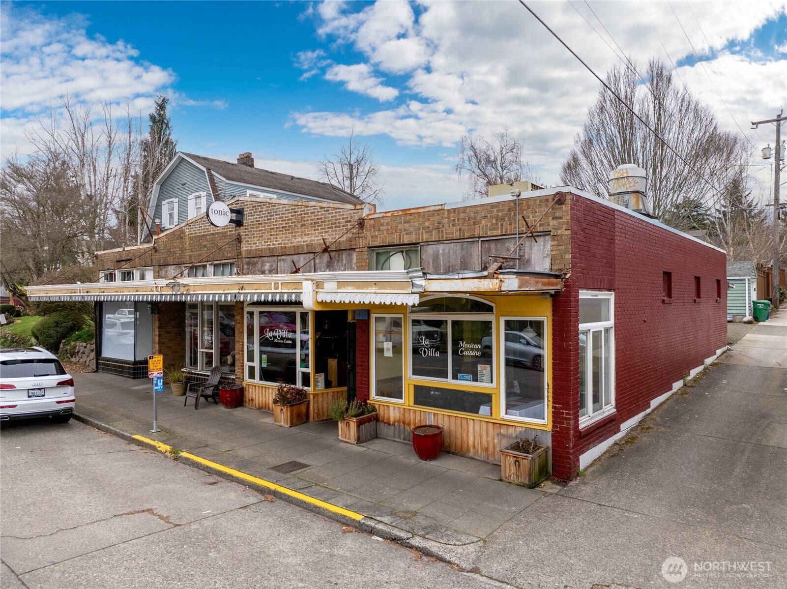 3404 NE 55th ST, Seattle, WA 98105