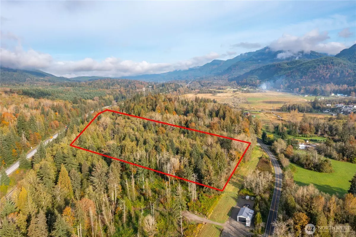 Bow, WA 98232,18653 Colony RD
