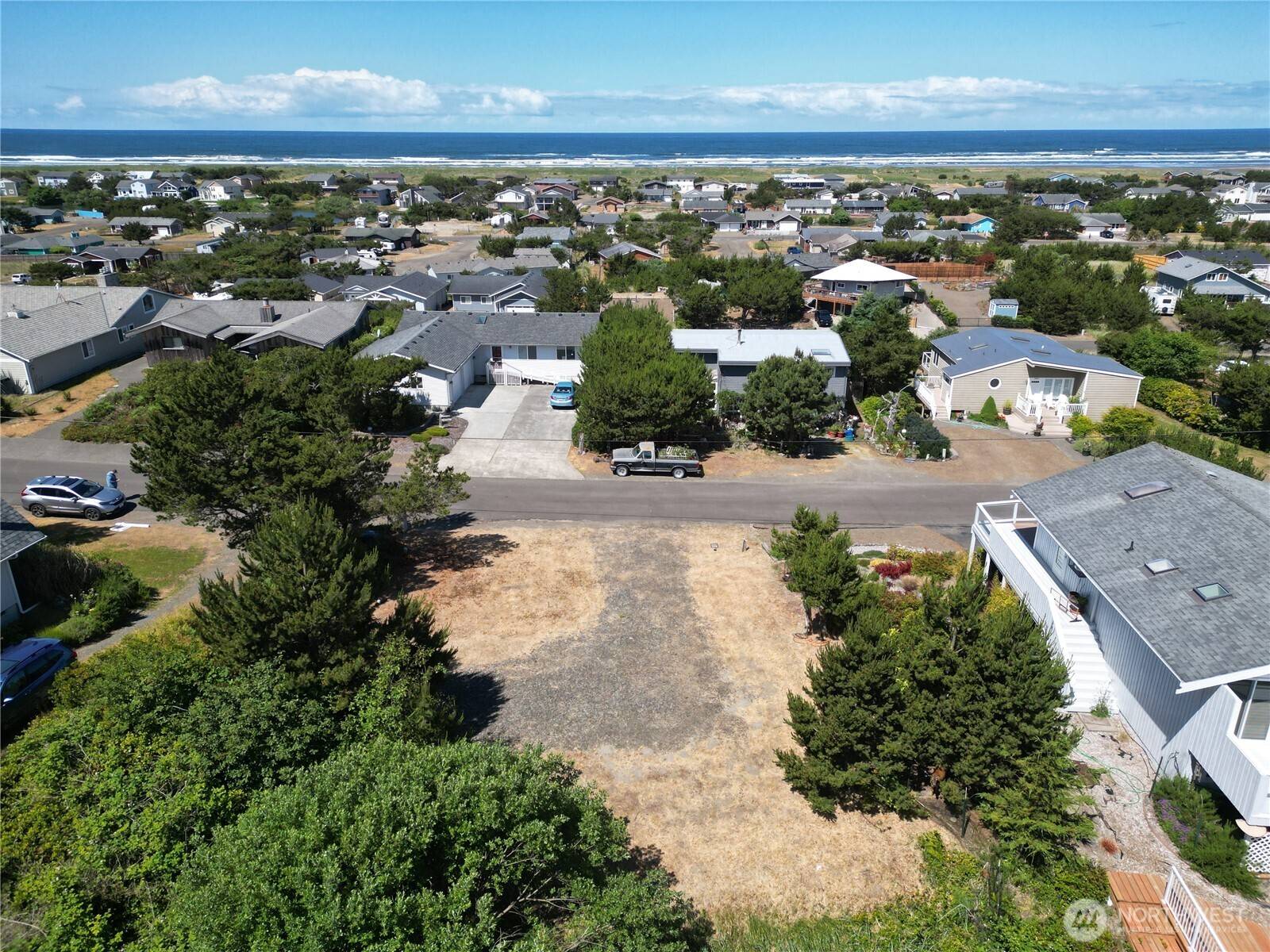 Ocean Park, WA 98640,34504 J PL