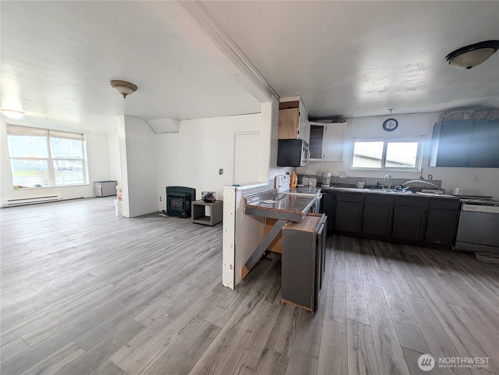 Elma, WA 98541,108 W Main ST