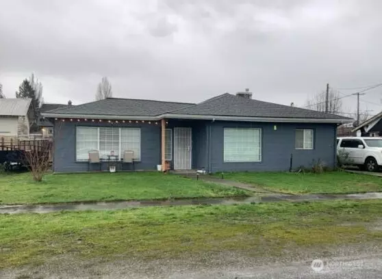 231 Cleveland AVE, Sumas, WA 98295