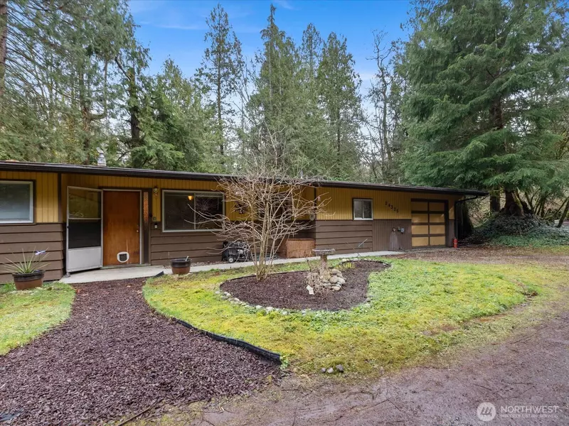 24325 SE Tiger Mountain RD, Issaquah, WA 98027