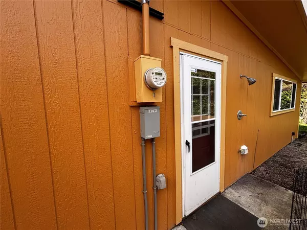 4814 18th AVE SE, Lacey, WA 98503