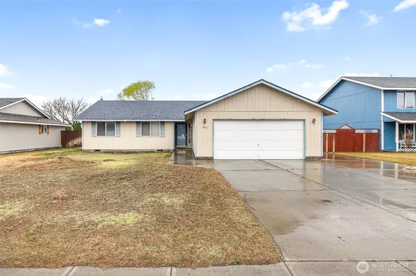 5011 Robert Wayne Dr, Pasco, WA 99301