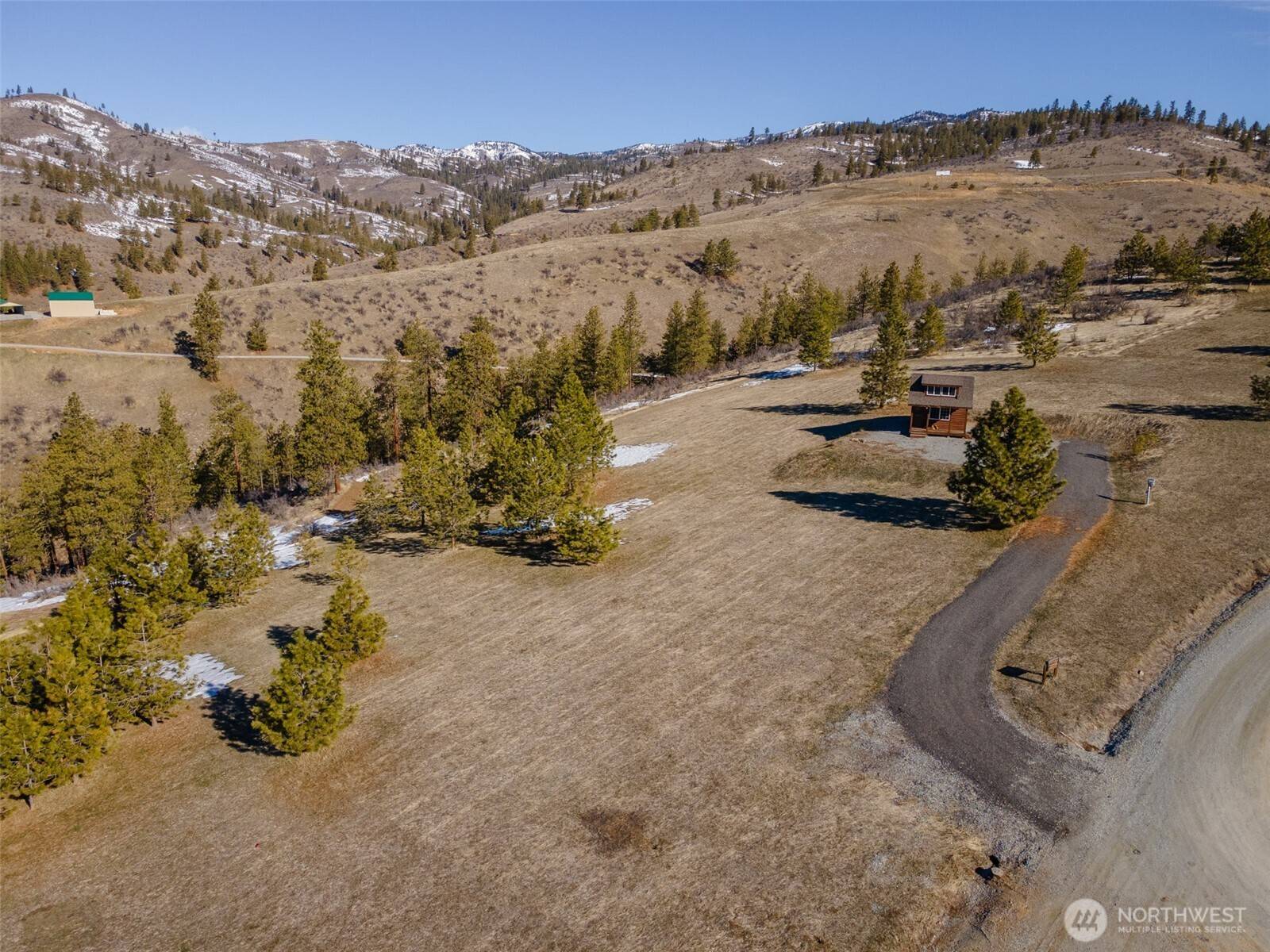 Chelan, WA 98816,705 Upper Trails Road