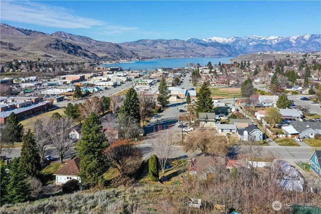 Chelan, WA 98816,524 E Allen AVE