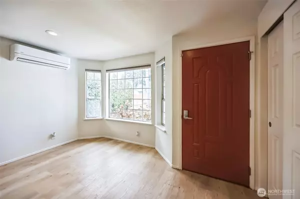 Puyallup, WA 98374,15815 121st Avenue Ct E