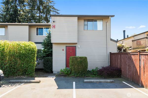 120 124th ST SW #H5, Everett, WA 98204