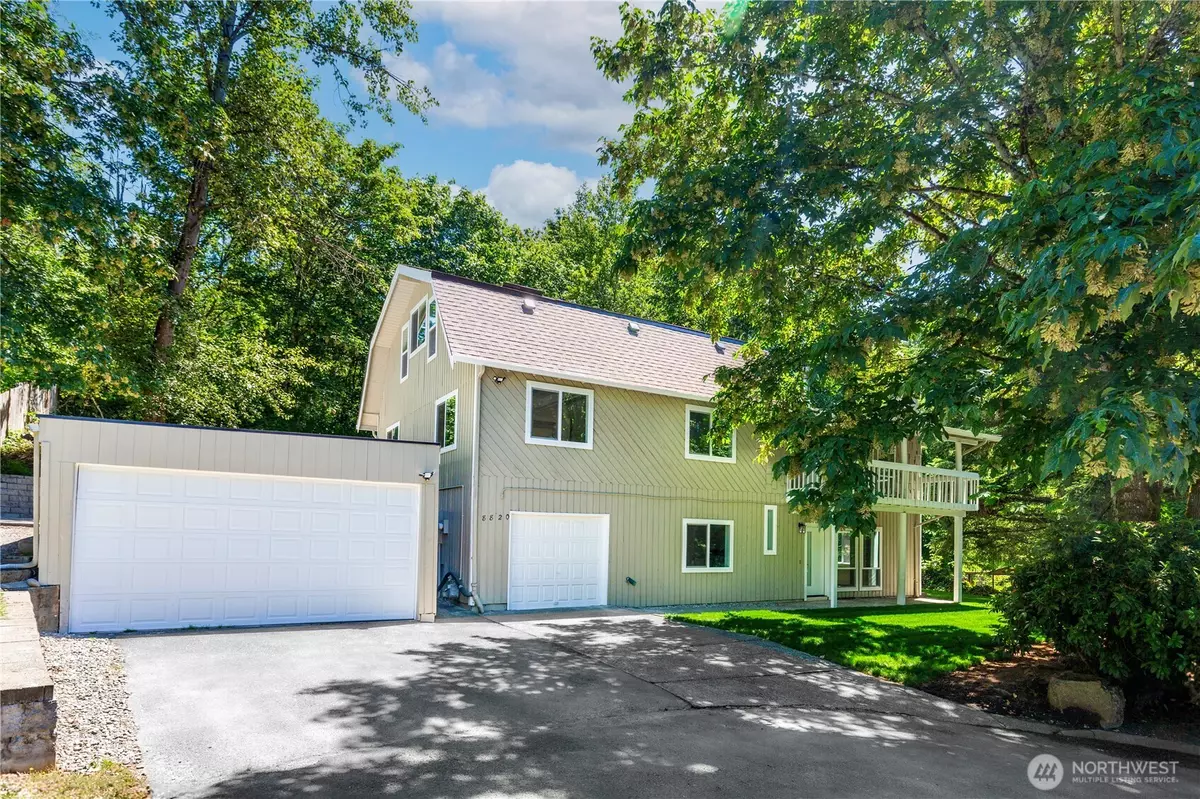Newcastle, WA 98056,8820 125th PL SE