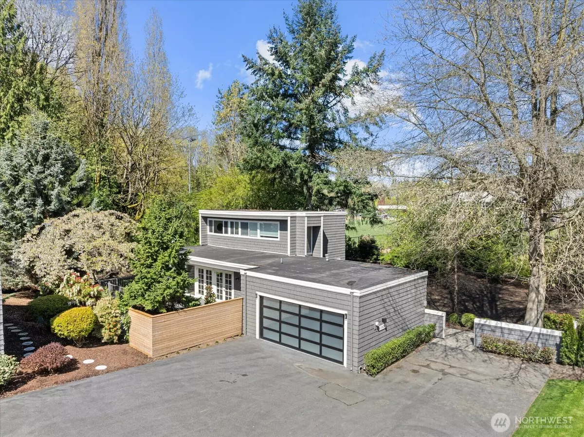 Bellevue, WA 98004,1825 112th AVE NE