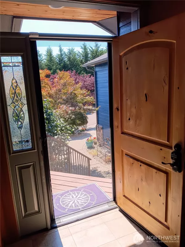 Camano Island, WA 98282,1140 Matterhorn