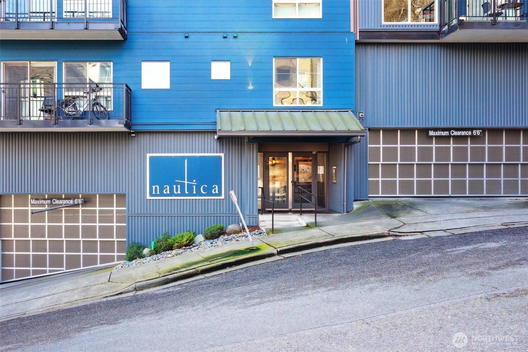 Seattle, WA 98109,1425 Dexter AVE N #611
