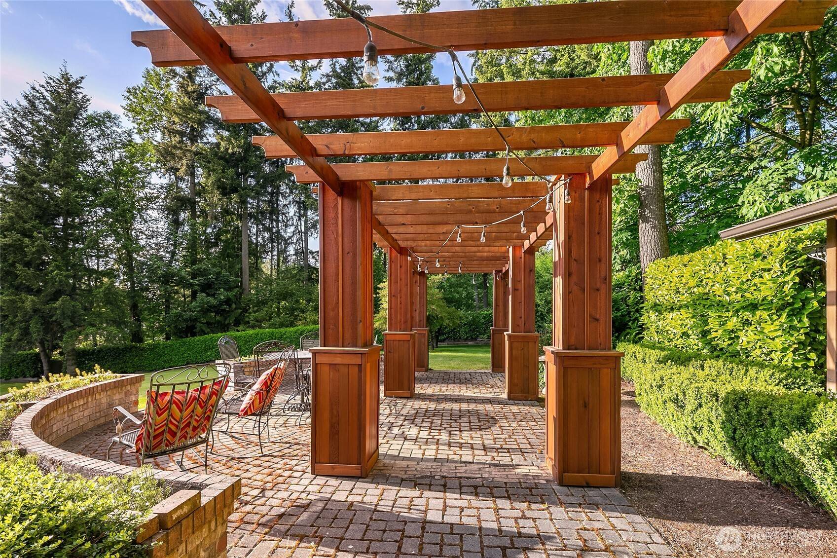 Enumclaw, WA 98022,26848 SE 411th ST