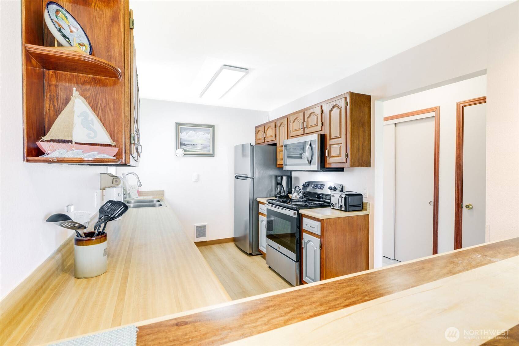 Long Beach, WA 98631,210 NW 26th ST #115-16