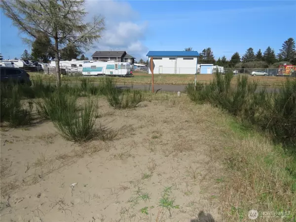 Ocean Shores, WA 98569,943 Silver King AVE SE