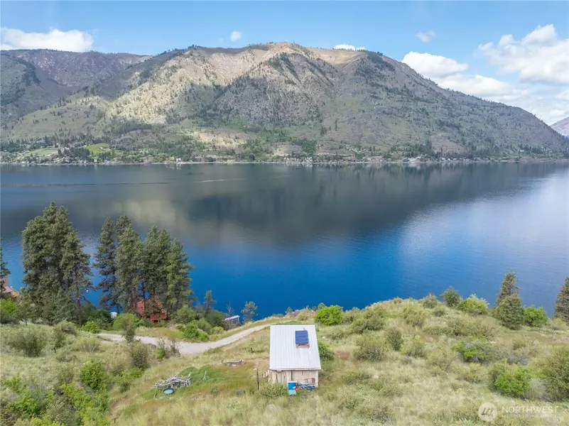 2570 Emerson Acres RD, Manson, WA 98831