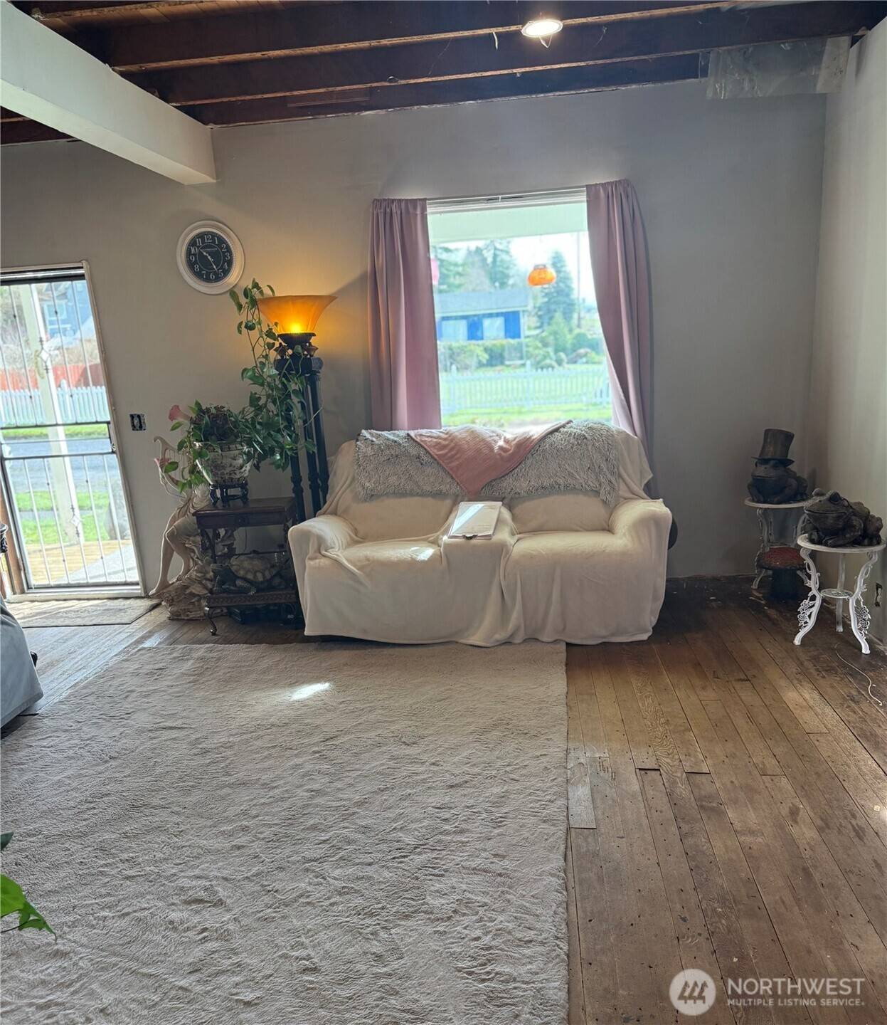 Raymond, WA 98577,1102 Water ST