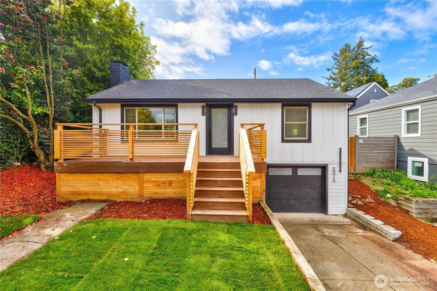 5015 40th AVE SW, Seattle, WA 98136