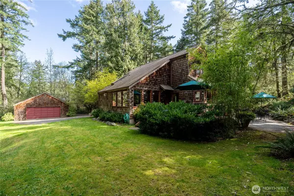 Friday Harbor, WA 98250,226 Ivan RD