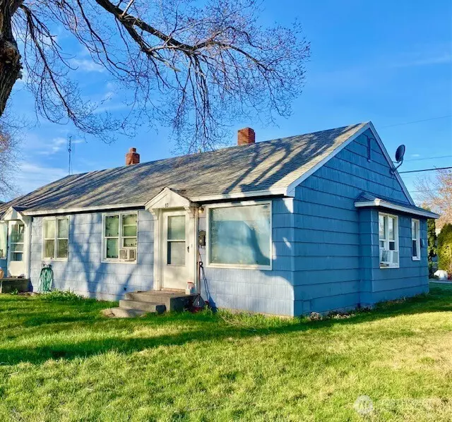 81 83 NE G ST, Ephrata, WA 98823
