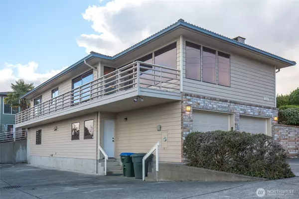 527 S Liberty ST, Port Angeles, WA 98362
