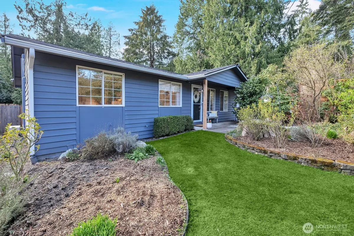 Sammamish, WA 98074,915 211th PL NE