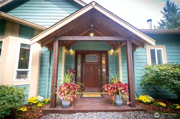 Rainier, WA 98576,11510 Snowcap LN SE