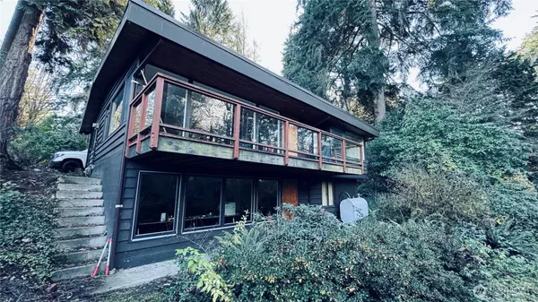 4741 119th Ave SE, Bellevue, WA 98006