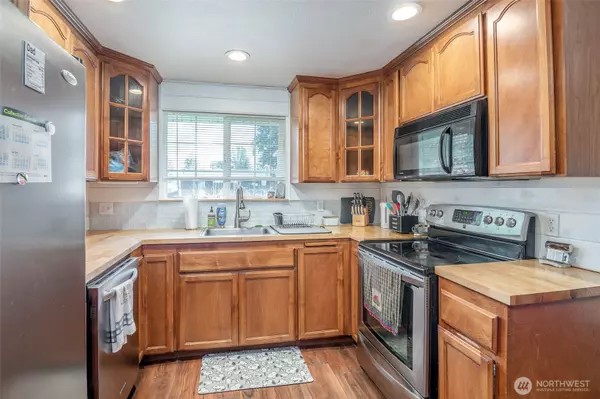 Auburn, WA 98001,37252 Military RD S
