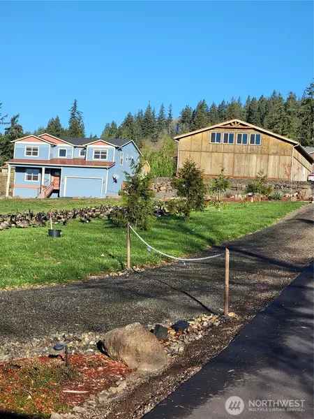 216 Gore RD, Kalama, WA 98625
