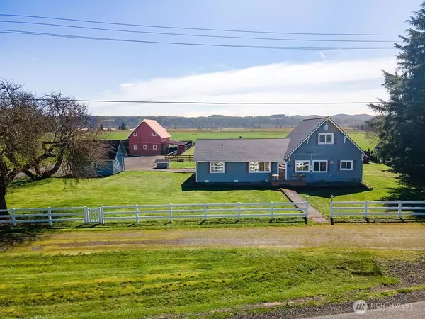 64 Brady Loop RD E, Montesano, WA 98563