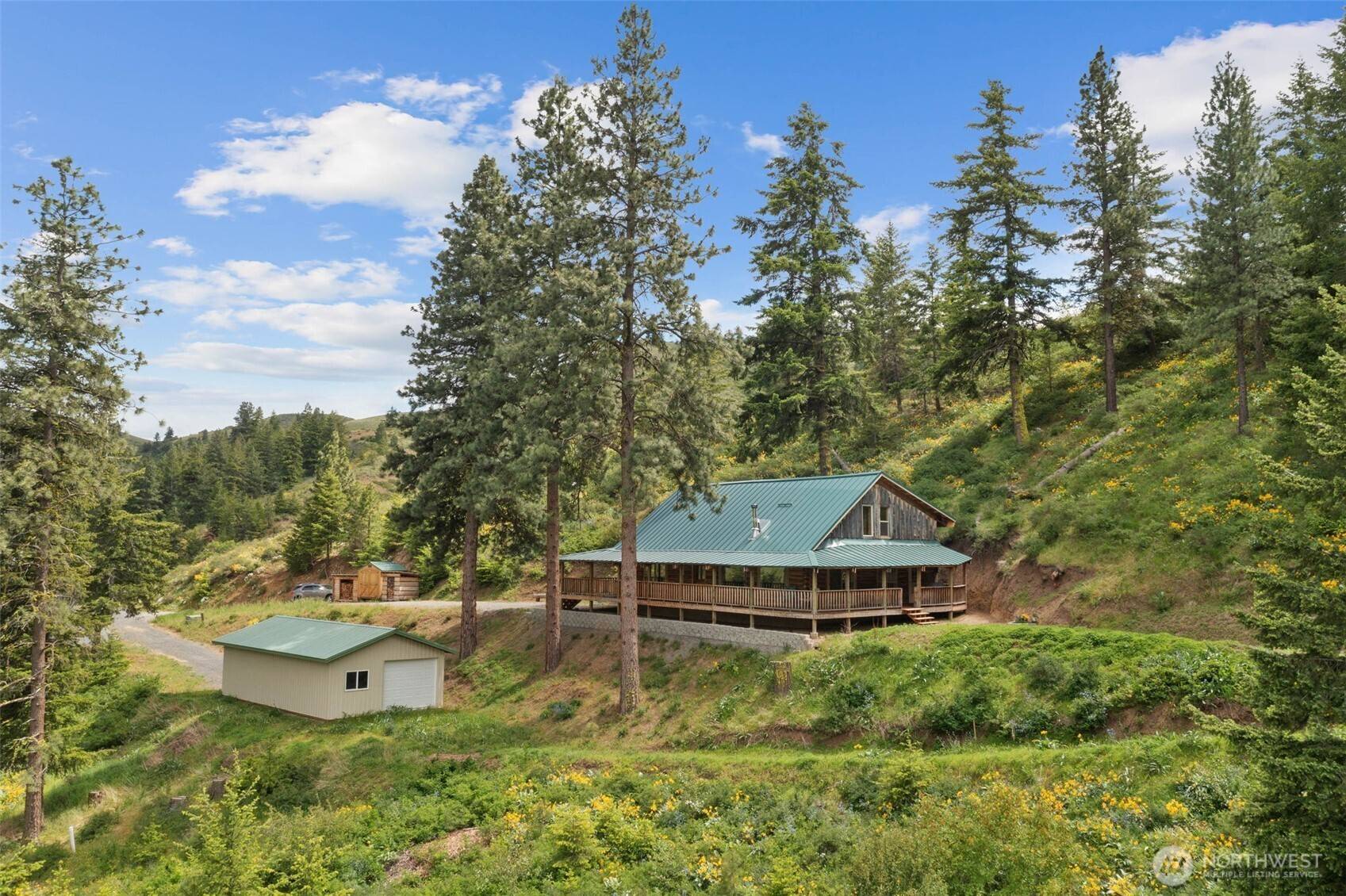 9381 Olalla Cayon RD, Cashmere, WA 98815