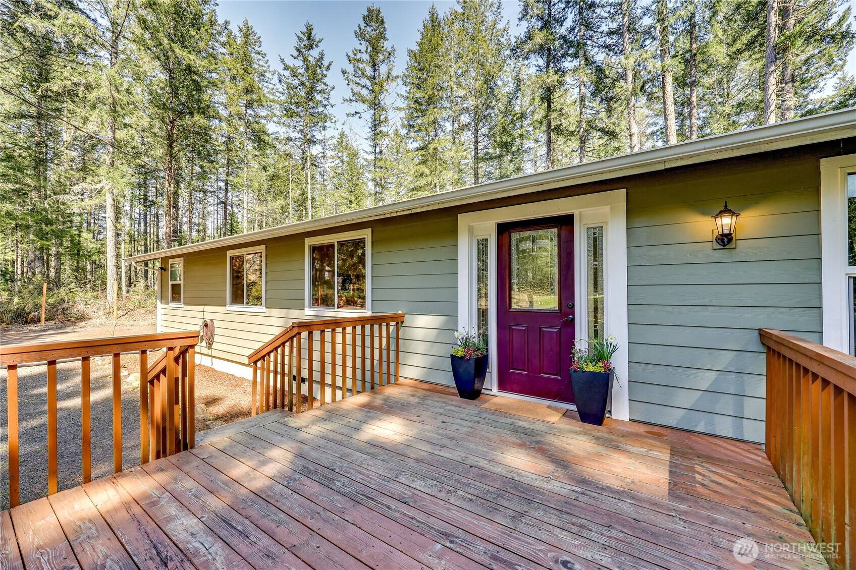1100 E Stavis DR NW,  Seabeck,  WA 98380