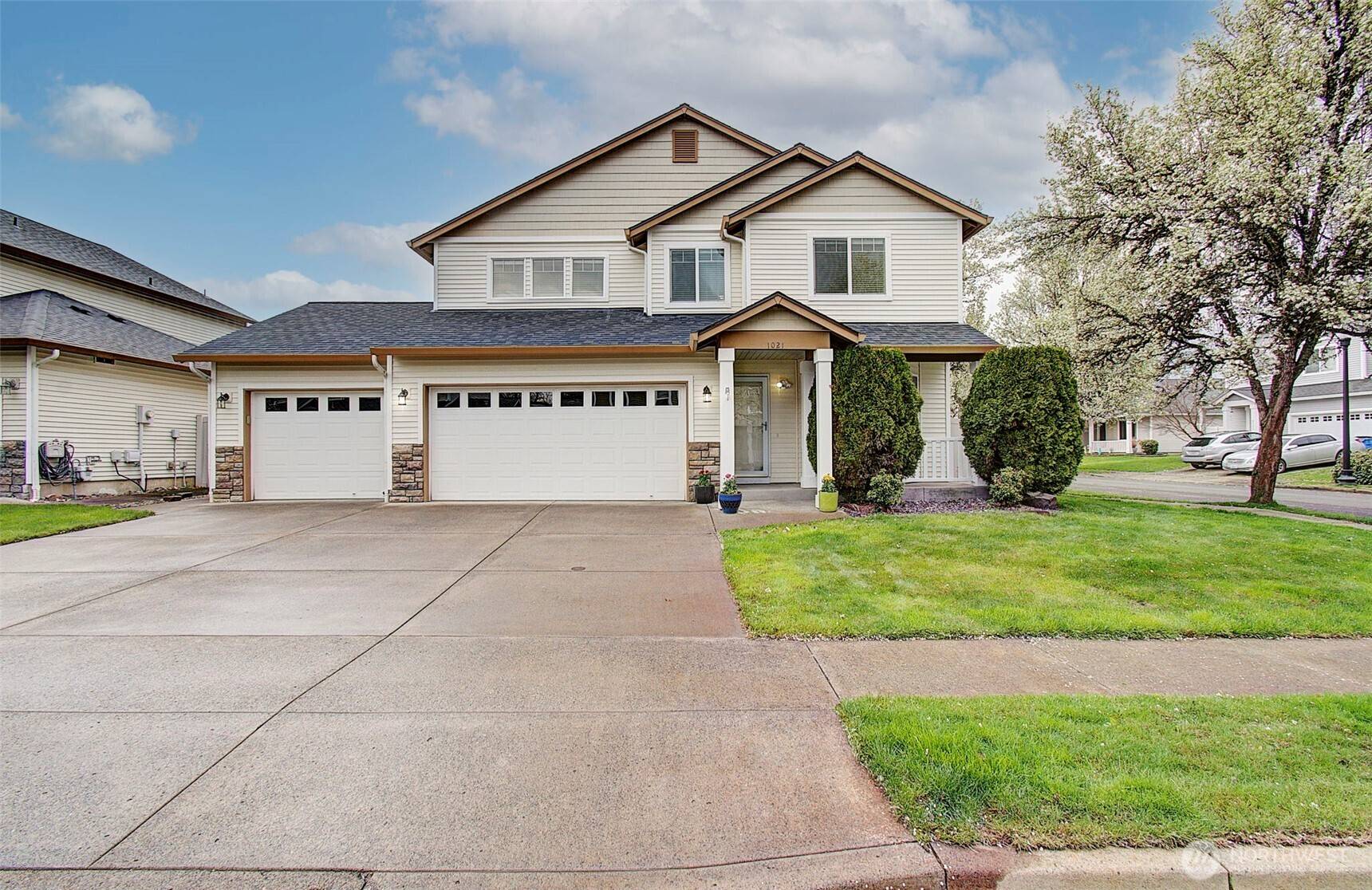 1021 NW 22nd AVE, Battle Ground, WA 98604
