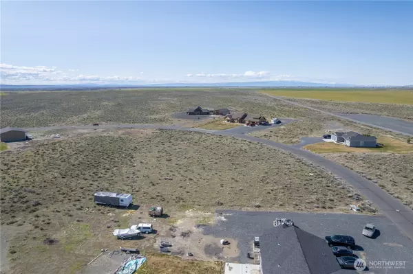 Moses Lake, WA 98837,595 SE Desert Hills Loop