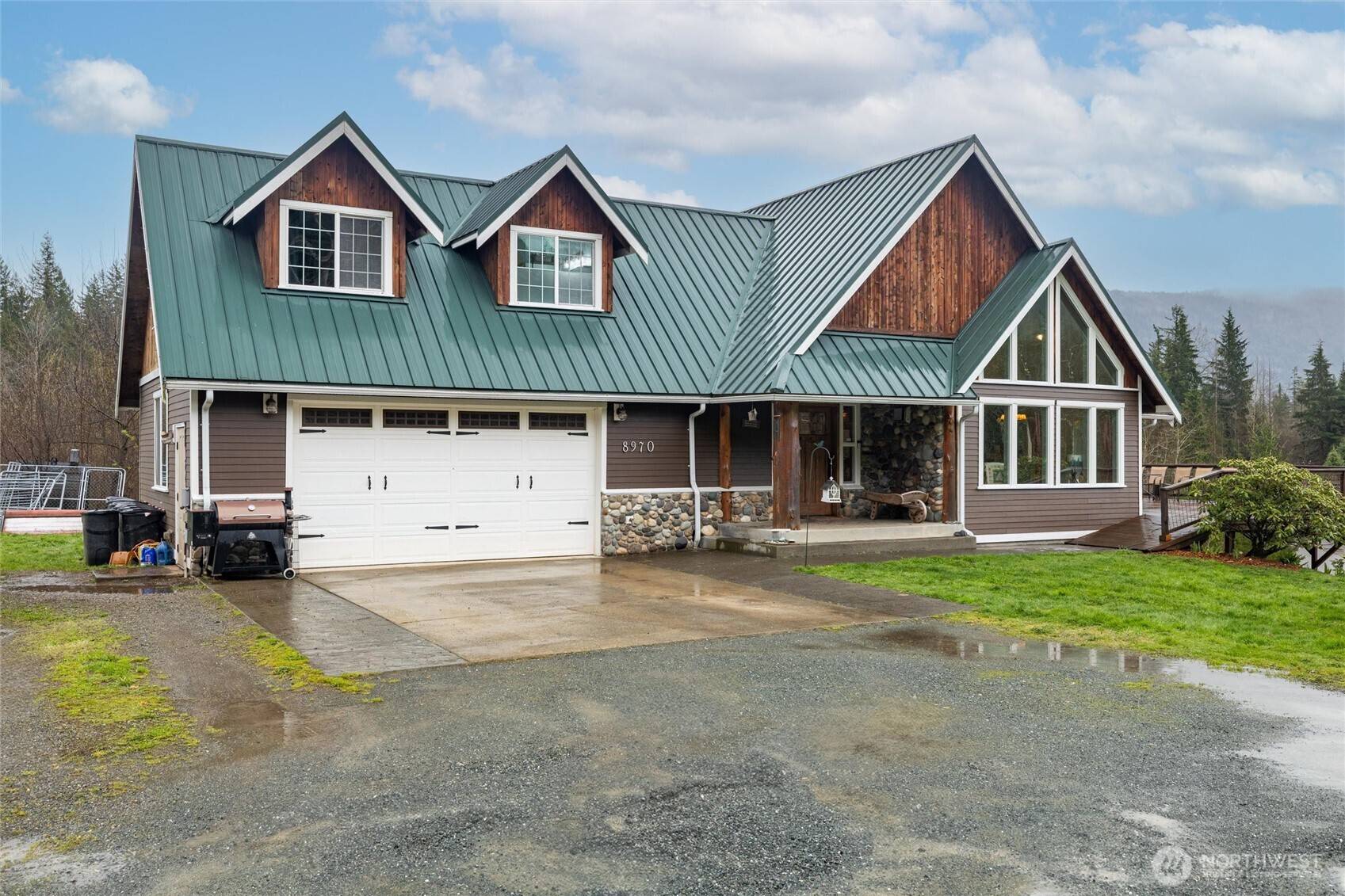 8970 Samuel LN, Maple Falls, WA 98266